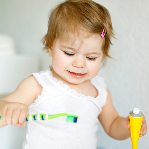 Premiers soins des dents de bébé